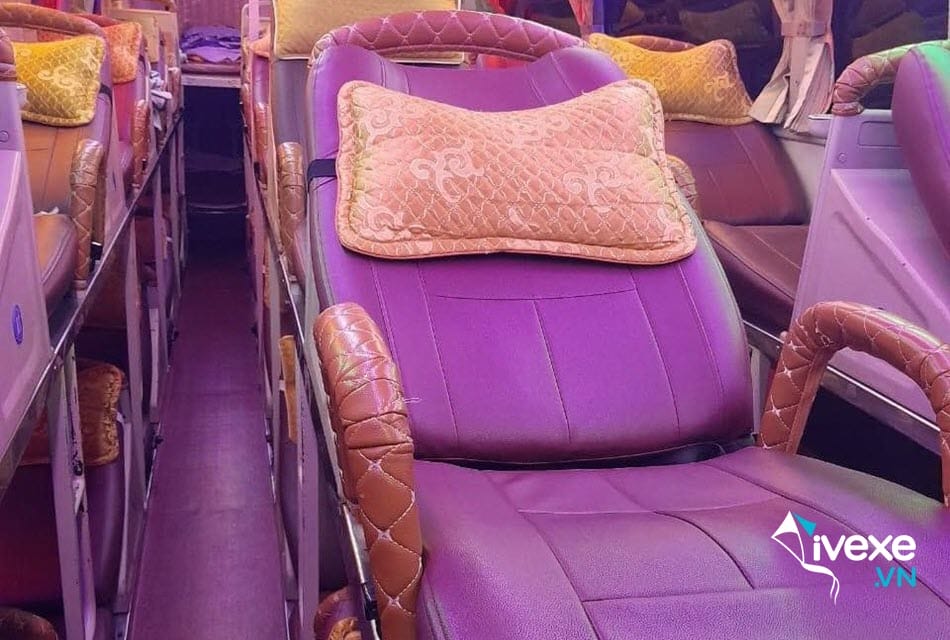 Dịch vụ xe khách giường nằm 44 chỗ của xe khách Ngọc Phát