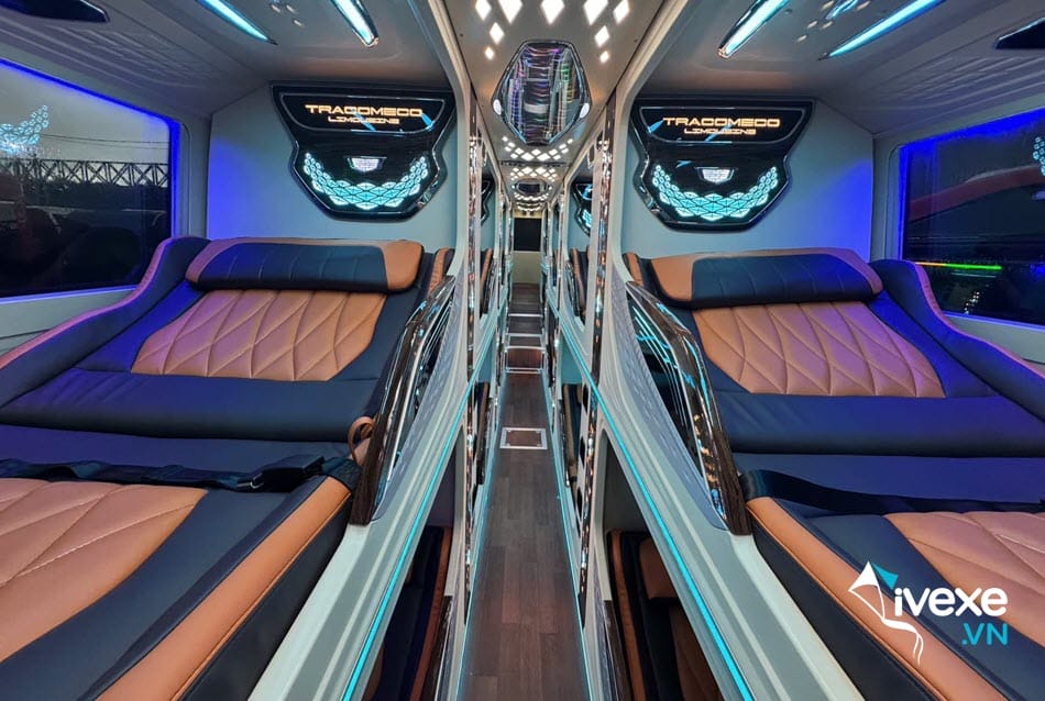 Dịch vụ xe Limousine 20 phòng của xe khách Ngọc Phi Bình Định