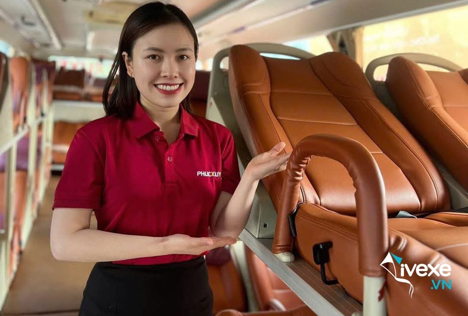 Dòng xe giường nằm 45 chỗ của xe khách Phúc Xuyên đi Hạ Long