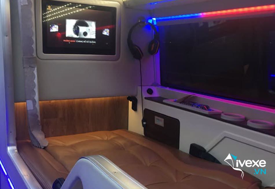 Tiện ích xe Limousine 22 phòng đơn của nhà xe Thủy Ngân Limousine