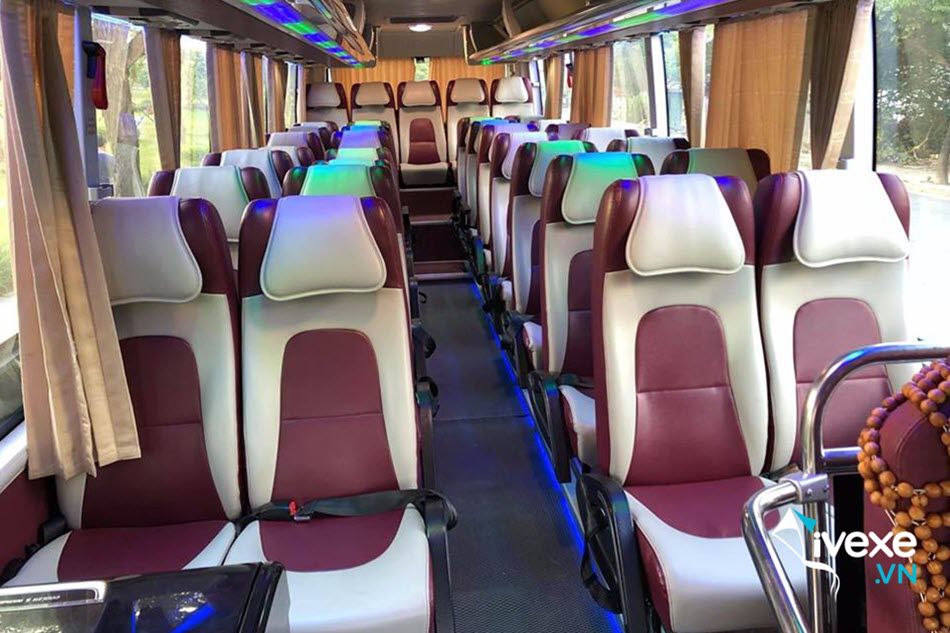 Dòng xe ghế 28 chỗ đời mới của nhà xe Thảo Châu Bến Tre