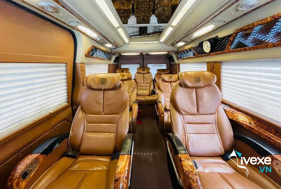 Tiện ích dòng xe Limousine của nhà xe Lý Thảo đi Thanh Hóa