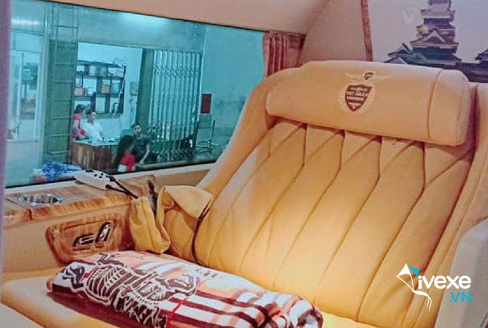 Tiện ích xe Limousine 20 phòng cao cấp của xe khách Trí Nhân