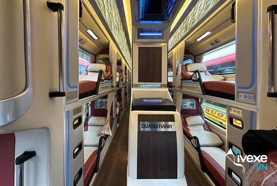 Tiện ích xe Limousine 32 phòng của xe Quang Hạnh Nha Trang