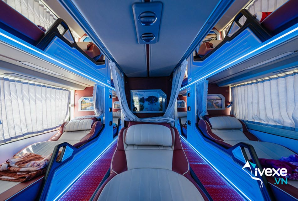 Tiện ích xe Limousine 34 phòng của xe Hạnh Cafe Nha Trang