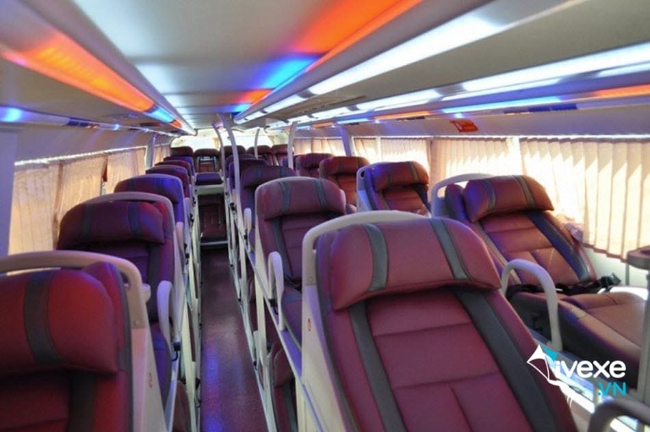 Tiện ích xe giường nằm 40 chỗ đời mới của xe khách Trường Hằng