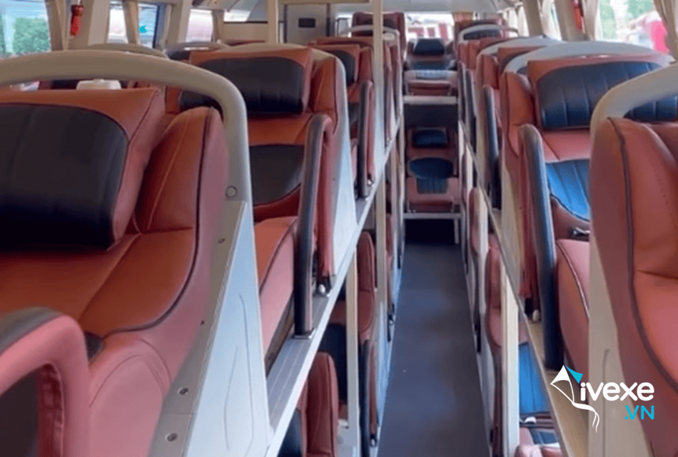 Tiện ích xe Limousine 32 phòng của xe khách Hiếu Viện Hà Tĩnh
