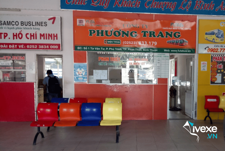Quầy vé nhà xe Phương Trang tại Phan Thiết - Bình Thuận