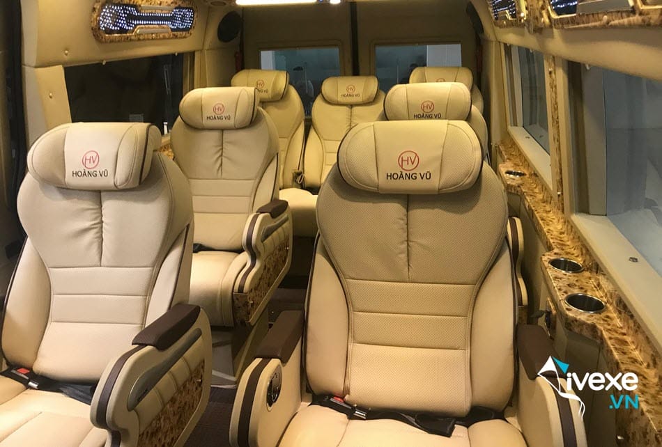 Dòng xe Limousine 9 chỗ của xe khách Hoàng Vũ Limousine