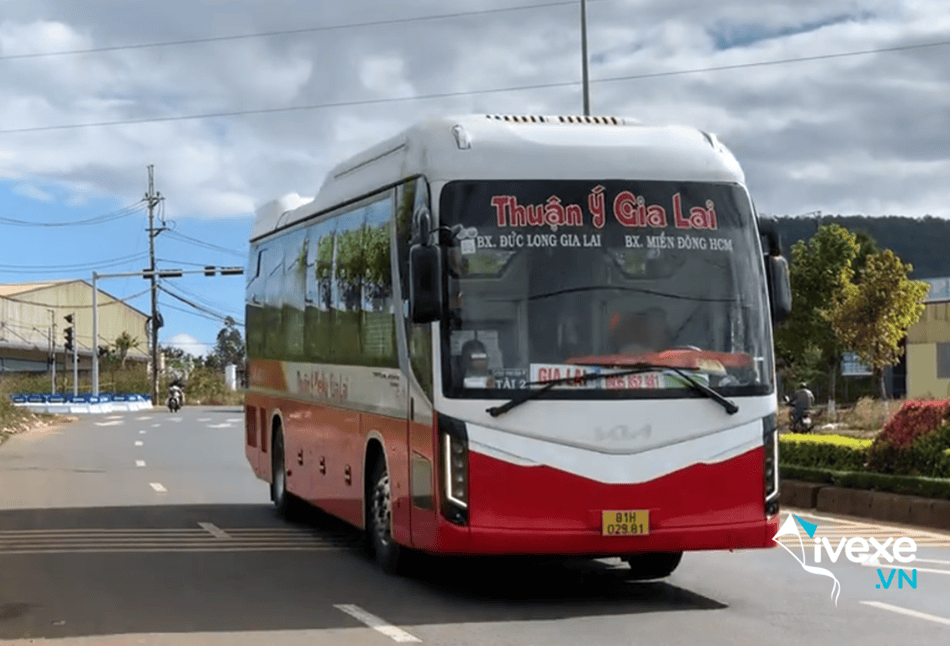Nhà xe Thuận Ý tuyến Hà Nội đi Gia Lai