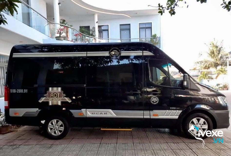 Nhà xe ADT Limousine chuyên tuyến xe Limousine Sài Gòn đi Phan Thiết
