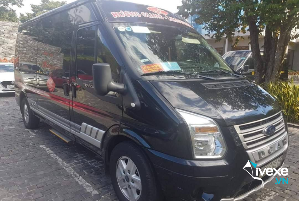 Nhà xe Hương Giang Limousine tuyến Huế đi Đà Nẵng