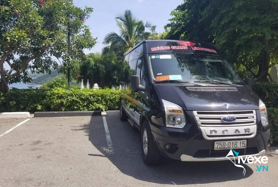 Nhà xe Hương Giang Limousine tuyến Huế - Đà Nẵng