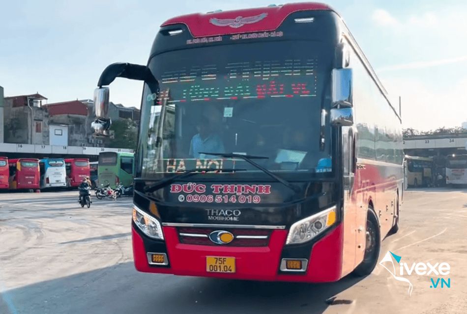 Xe khách Đức Thịnh Limousine tuyến Hà Tĩnh đi Hà Nội uy tín