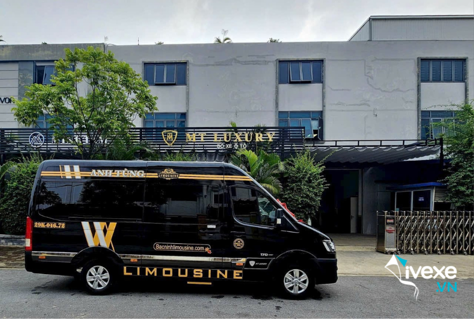 Nhà xe Anh Tùng Limousine tuyến Móng Cái đi Hà Nội
