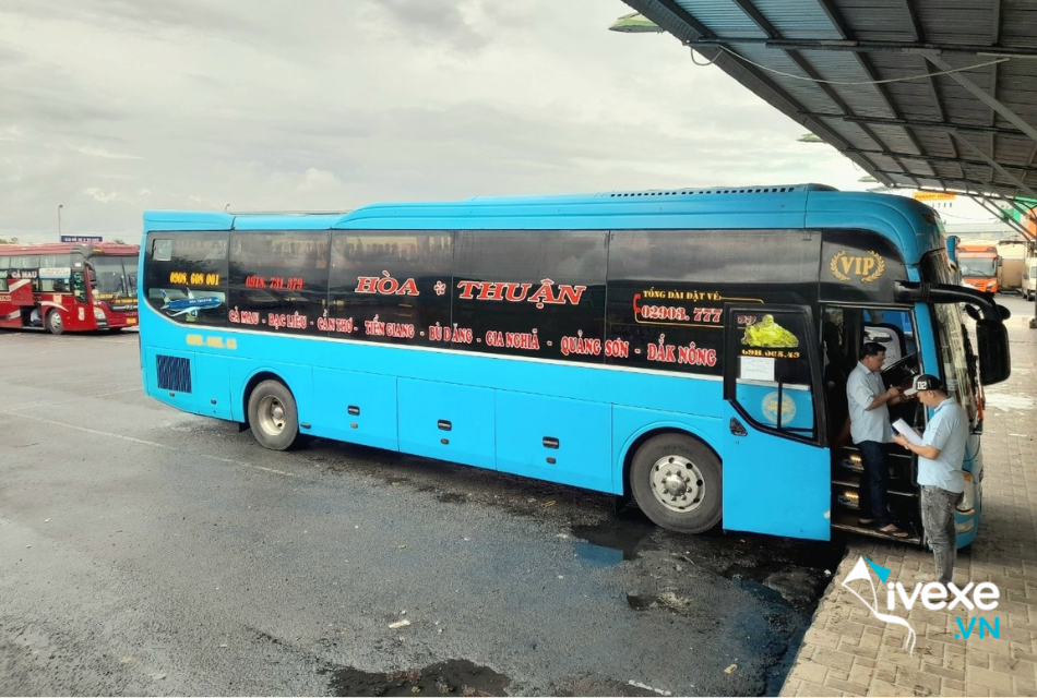 Nhà xe Hòa Thuận tuyến Bình Dương đi Cà Mau