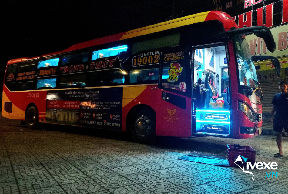 Nhà xe Trọng Thủy Limousine xe giường nằm đôi tuyến Sài Gòn đi Nha Trang