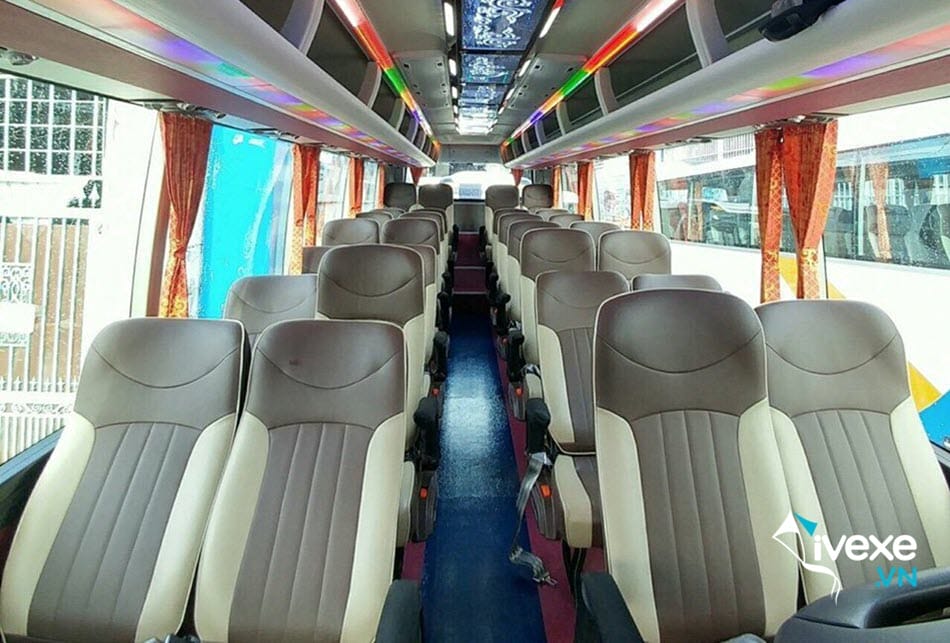 Tiện ích xe ghế 30 chỗ của xe Kim Hoàn Tấn Được Đồng Nai