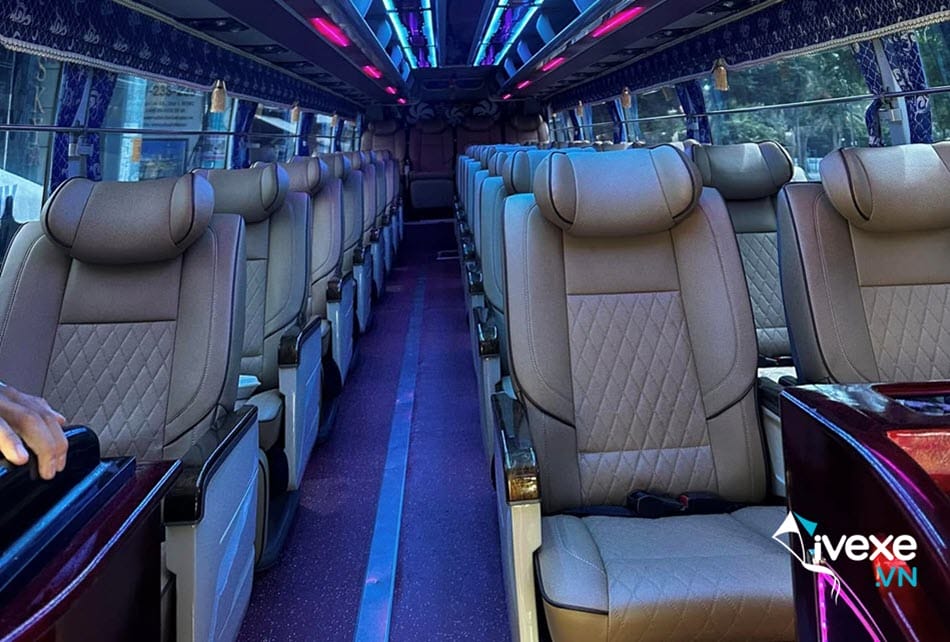 Tiện ích xe ghế Limousine 28 chỗ của nhà xe Nam Hải Limousine