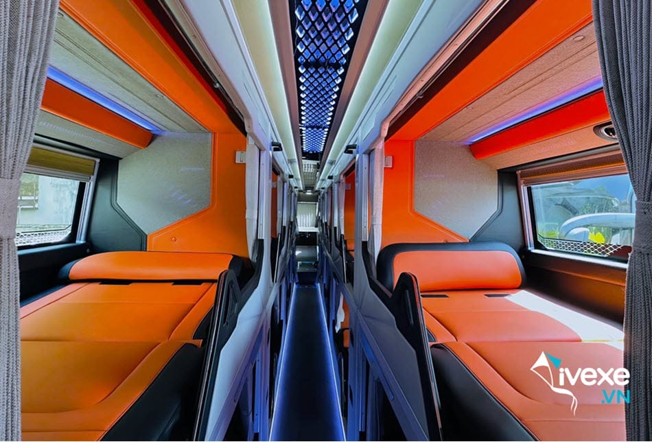 Tiện ích xe Limousine 22 phòng Vip của xe Nhật Dương - Bình Minh Bus