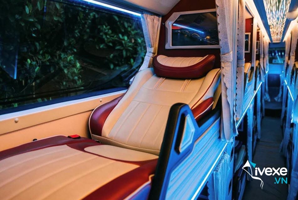 Tiện ích xe Limousine 34 phòng của xe Tấn Hưng Gia Lai