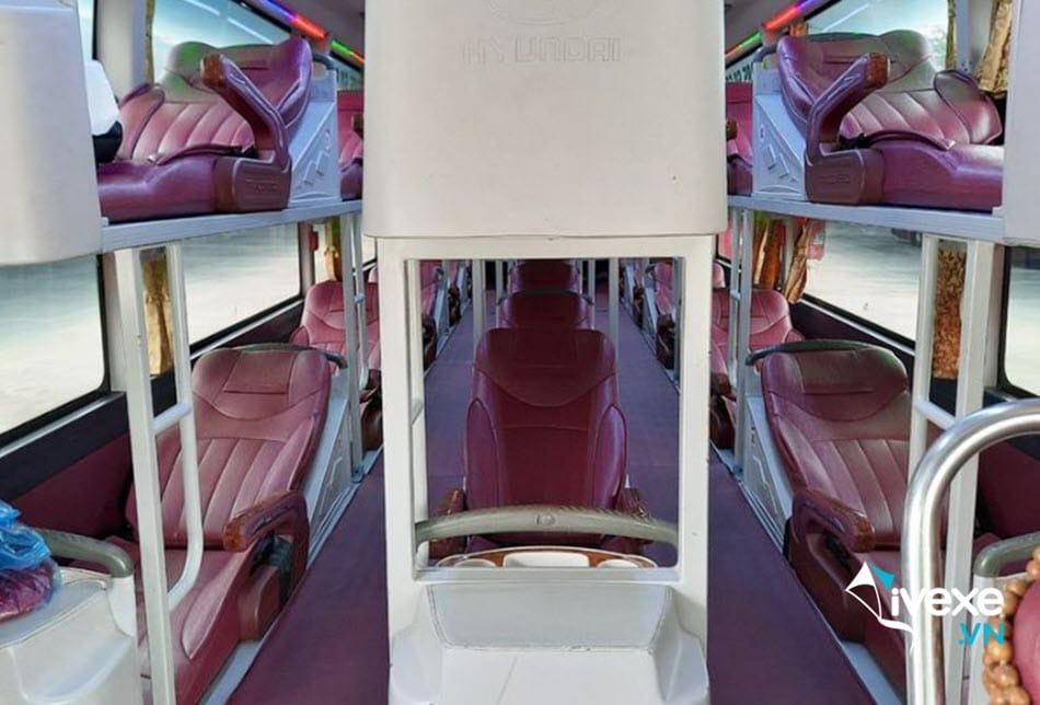 Tiện nghi xe giường nằm 40 chỗ của xe khách Anh Khuyên