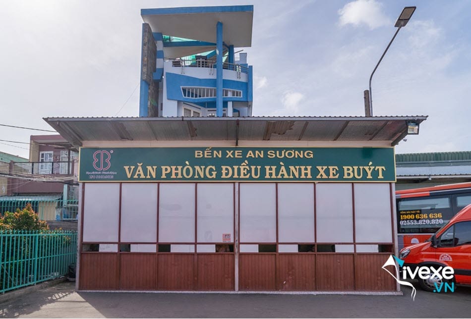Văn phòng điều hành xe buýt tại bến xe An Sương