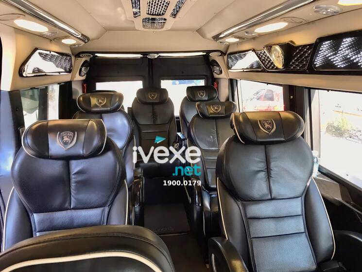 Nội thất cao cấp của nhà xe Minh Anh Limousine