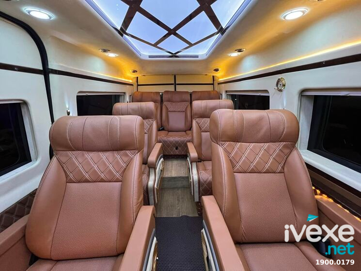 Nội thất cao cấp của nhà xe Quỳnh Như Limousine