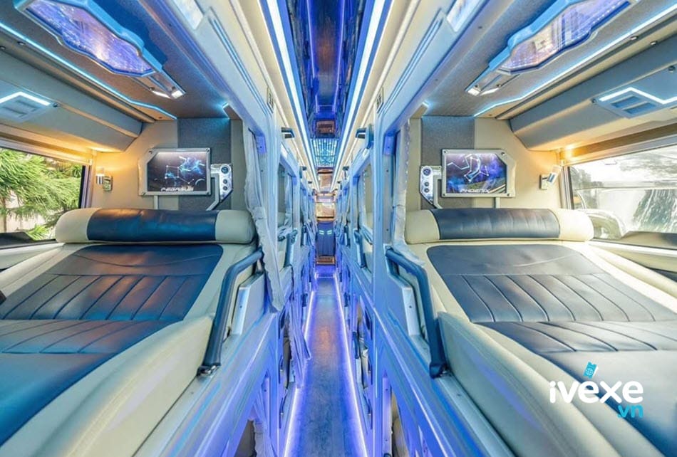 Nội thất xe Limousine 22 phòng của nhà xe Đông Hưng