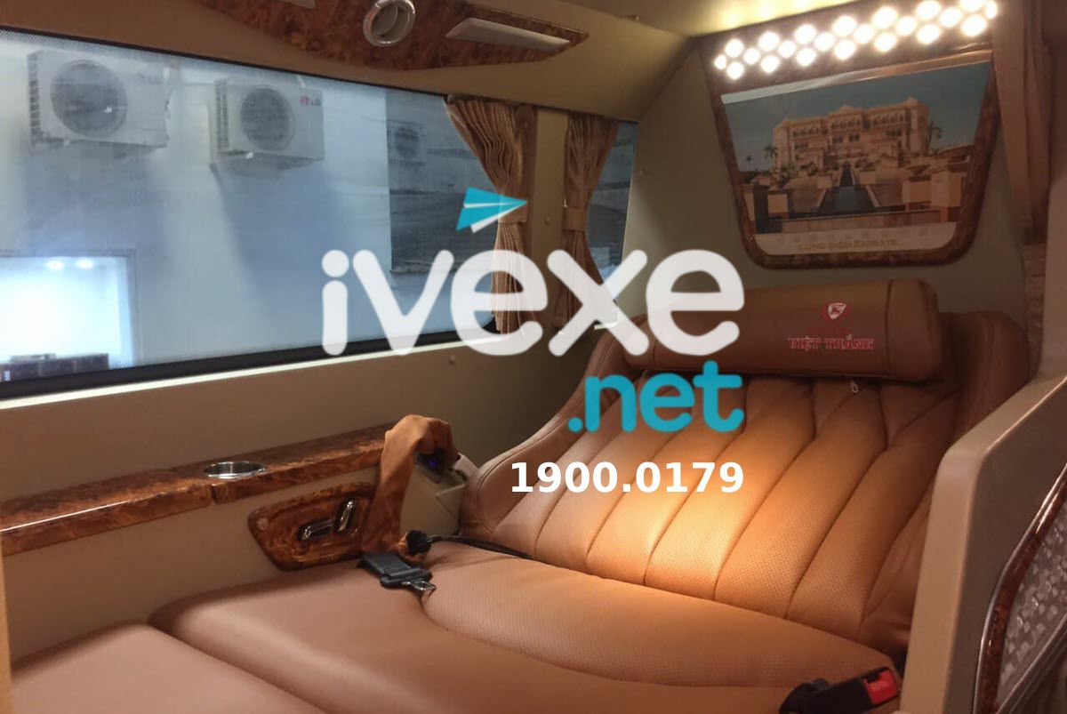 Xe giường Limousine 22 phòng của nhà xe Việt Thắng