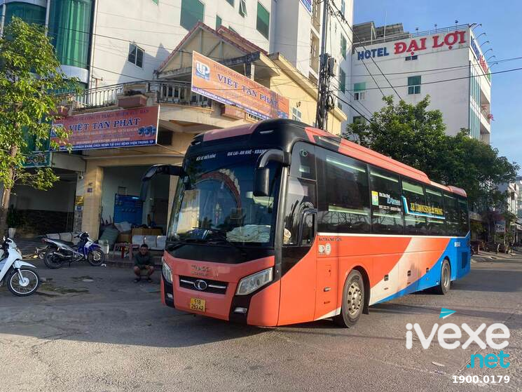 Nhà xe Việt Tân Phát