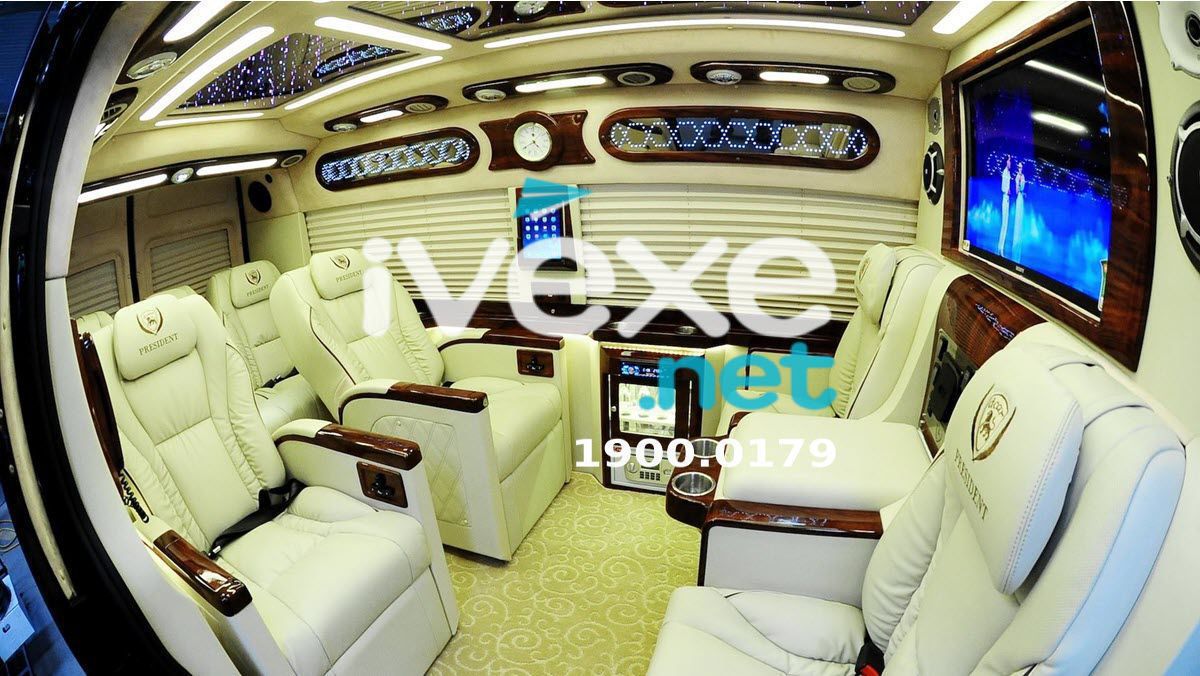 Nội thất xe Long Giang Limousine