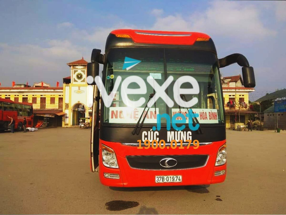 Nhà xe Cúc Mừng