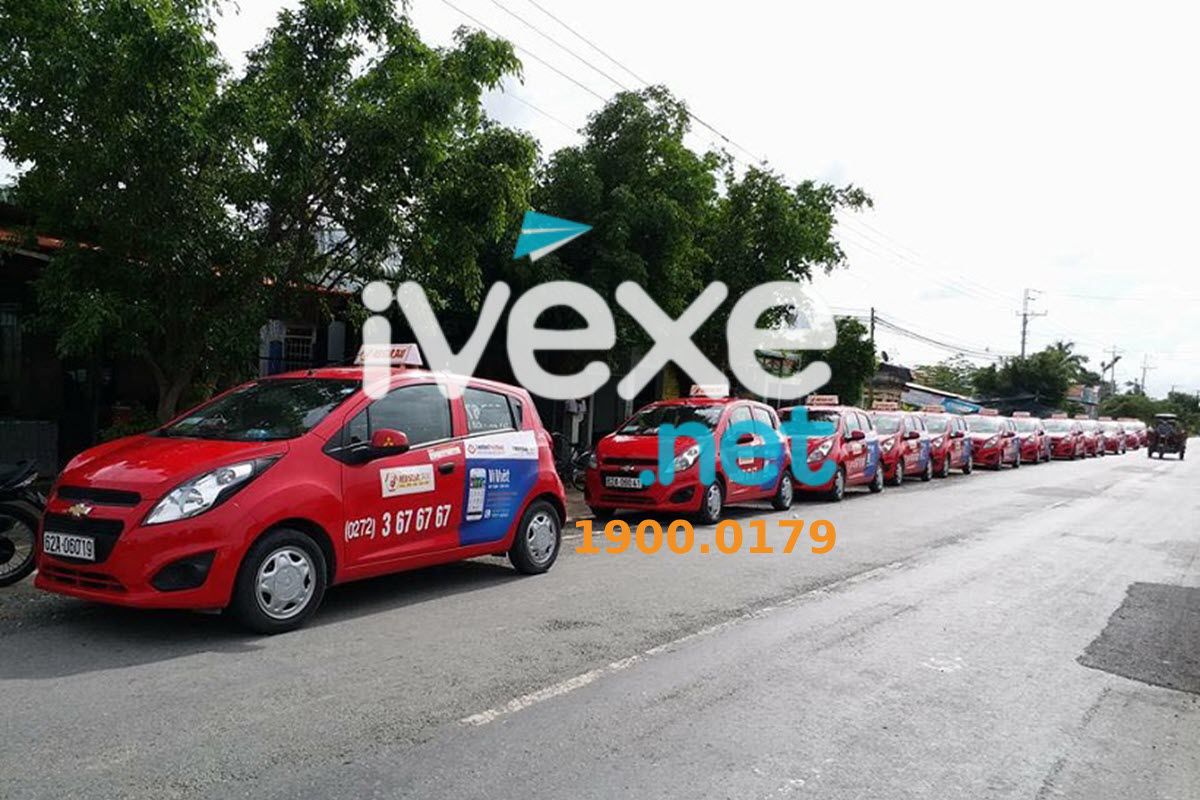 Dịch vụ taxi Sao Đỏ - Bến Lức