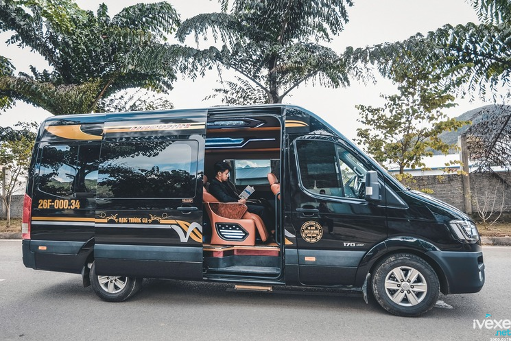 Nhà xe Xuân Tráng Limousine