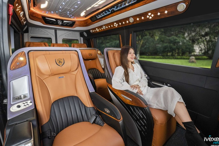 Nội thất cao cấp của nhà xe Thiên Kim Limousine