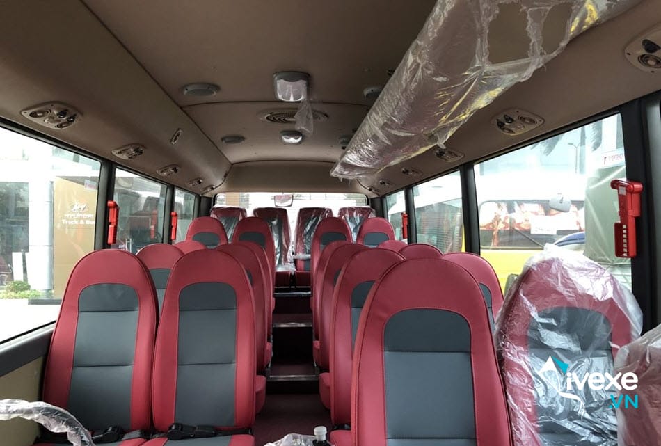 Xe ghế ngồi 31 chỗ của xe khách Hoàng Gia