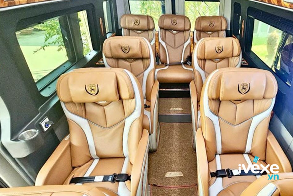 Tiện nghi xe Limousine sang trọng của nhà xe Hoàng Long