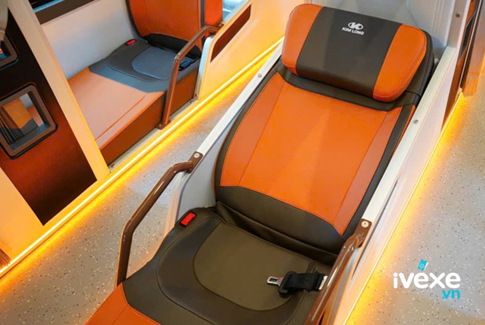 Nội thất xe Limousine 34 phòng của nhà xe Phương Trang Kiên Giang