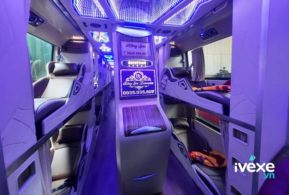 Nội thất xe Limousine 34 phòng tiện nghi của nhà xe Hồng Sơn