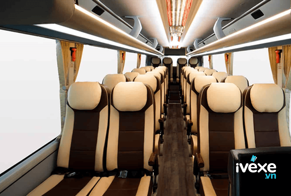Tiện nghi xe ghế 28 chỗ sang trọng của nhà xe Hoàng Khải