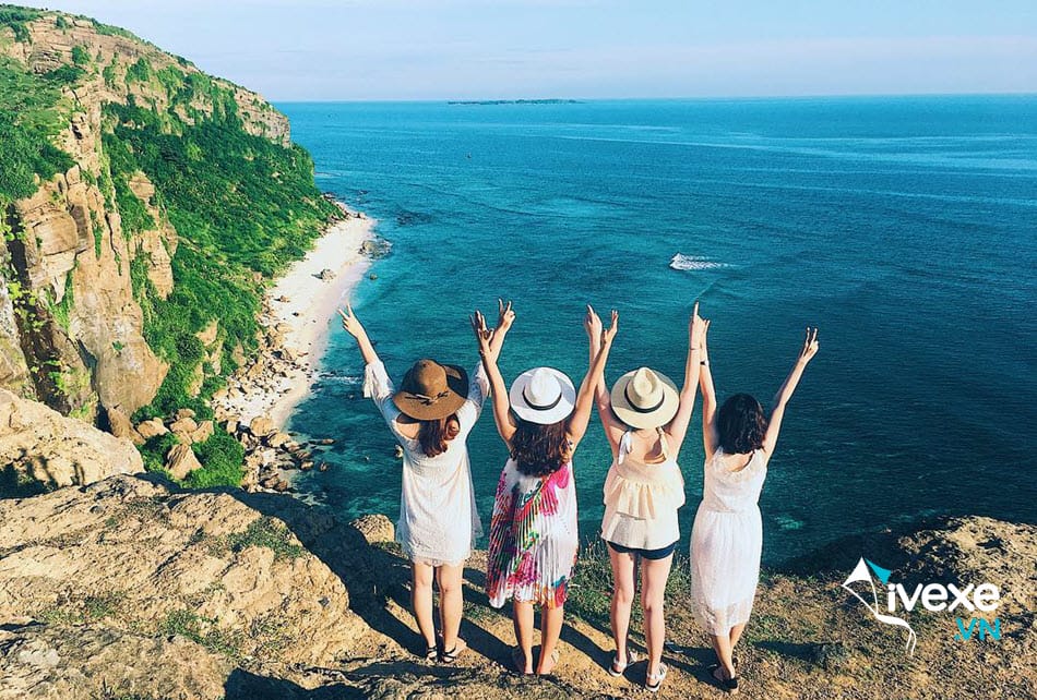 Đặt vé xe Hà Nội đi Quảng Ngãi uy tín, giá rẻ nhất