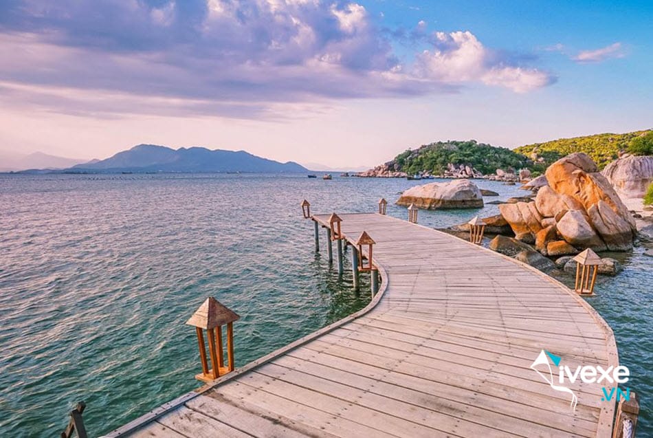 Đặt vé xe Sài Gòn đi Cam Ranh - Khánh Hòa an toàn, giá tốt
