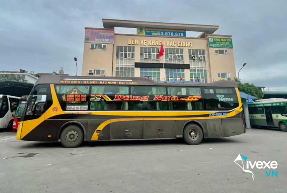 Nhà xe Dũng Ngà tuyến Sơn La đi Hà Nội