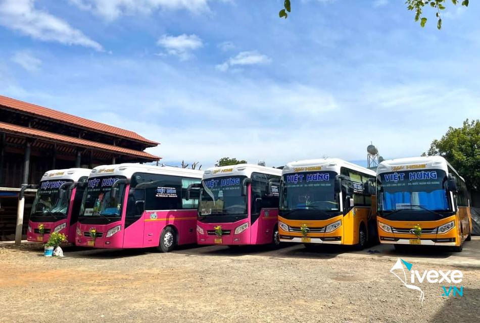 Nhà xe Việt Hưng tuyến Hà Nội đi Gia Lai