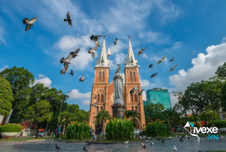 Đặt vé xe giường nằm từ Hà Nội đi Sài Gòn giá rẻ, hỗ trợ đổi trả linh hoạt