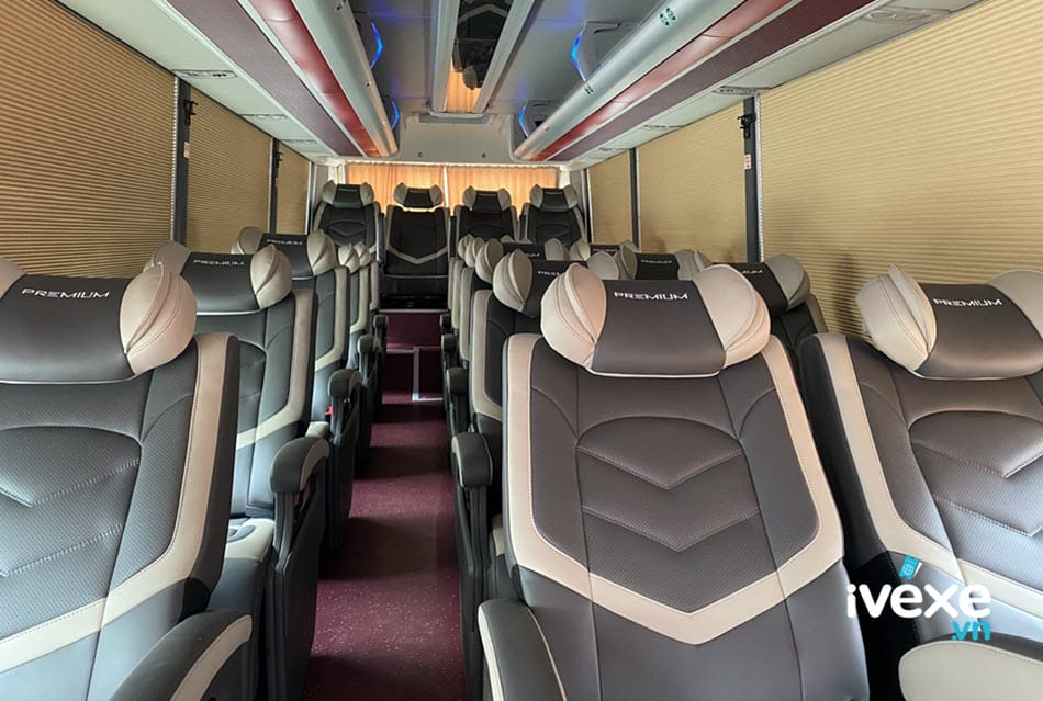 Nội thất xe Limousine sang trọng của nhà xe Huệ Nghĩa