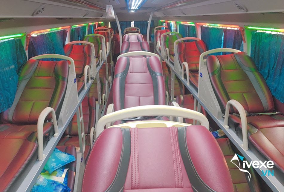 Tiện ích xe giường nằm 36 chỗ của xe Cò Anh Kon Tum