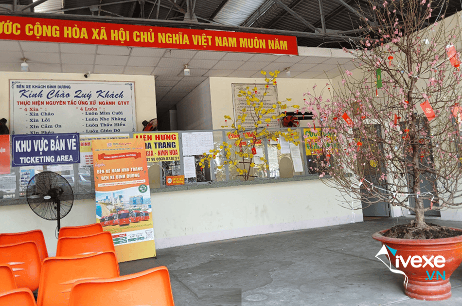 Phòng vé bến xe Phương Trang Bình Dương
